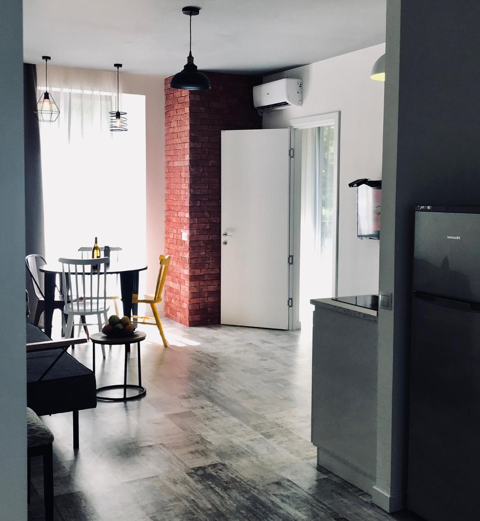 Style Apartments By Happy Place Тбилиси Экстерьер фото